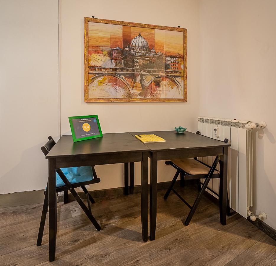 רומא Difronte Ai Musei Vaticani מראה חיצוני תמונה